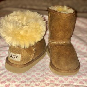 Authentic toddler Uggs